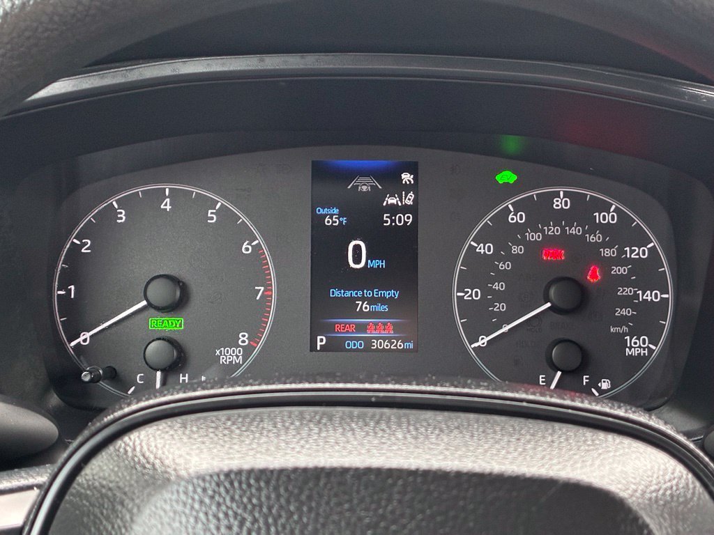 Used 2025 Silver Toyota Hybrid S image 19