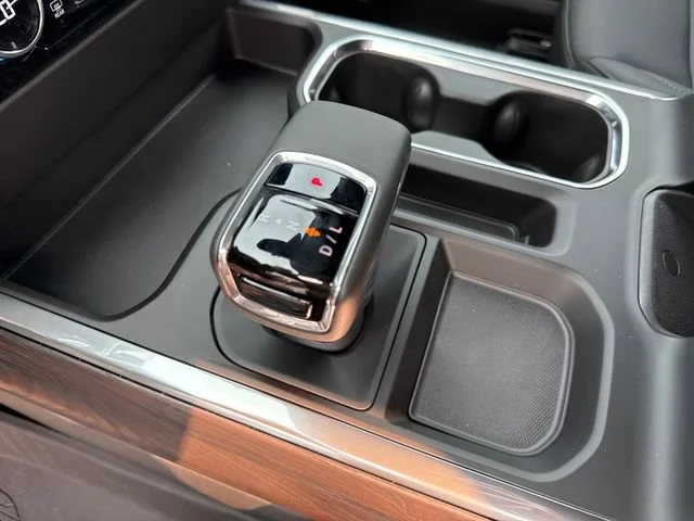 2026 GMC Sierra 1500 SLT - Photo 27