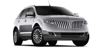Used 2013  Lincoln AWD 4dr image 1