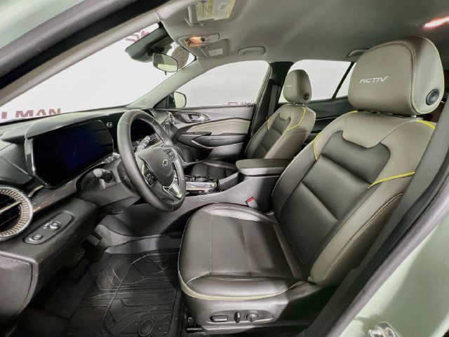 2025 Chevrolet Trax Activ - Photo 10