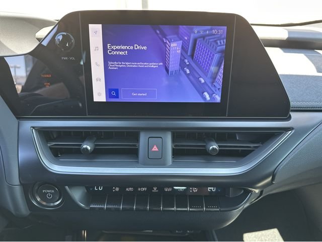 2026 Lexus UX Hybrid 300h - Photo 9