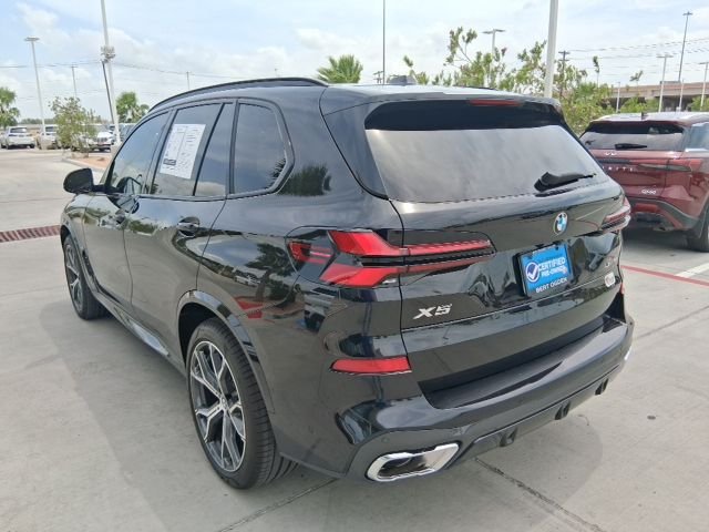 Used 2026 Black BMW xDrive40i image 4