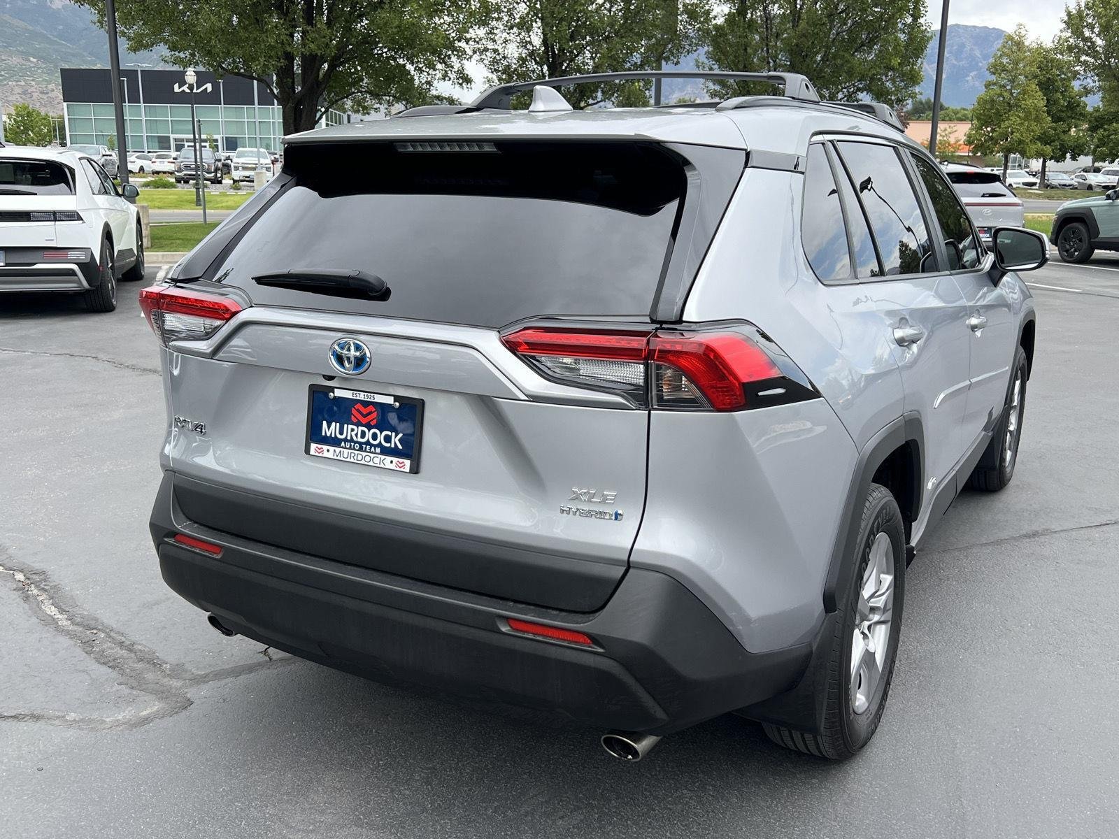 Used 2024 Silver Sky Metallic Toyota XLE image 8