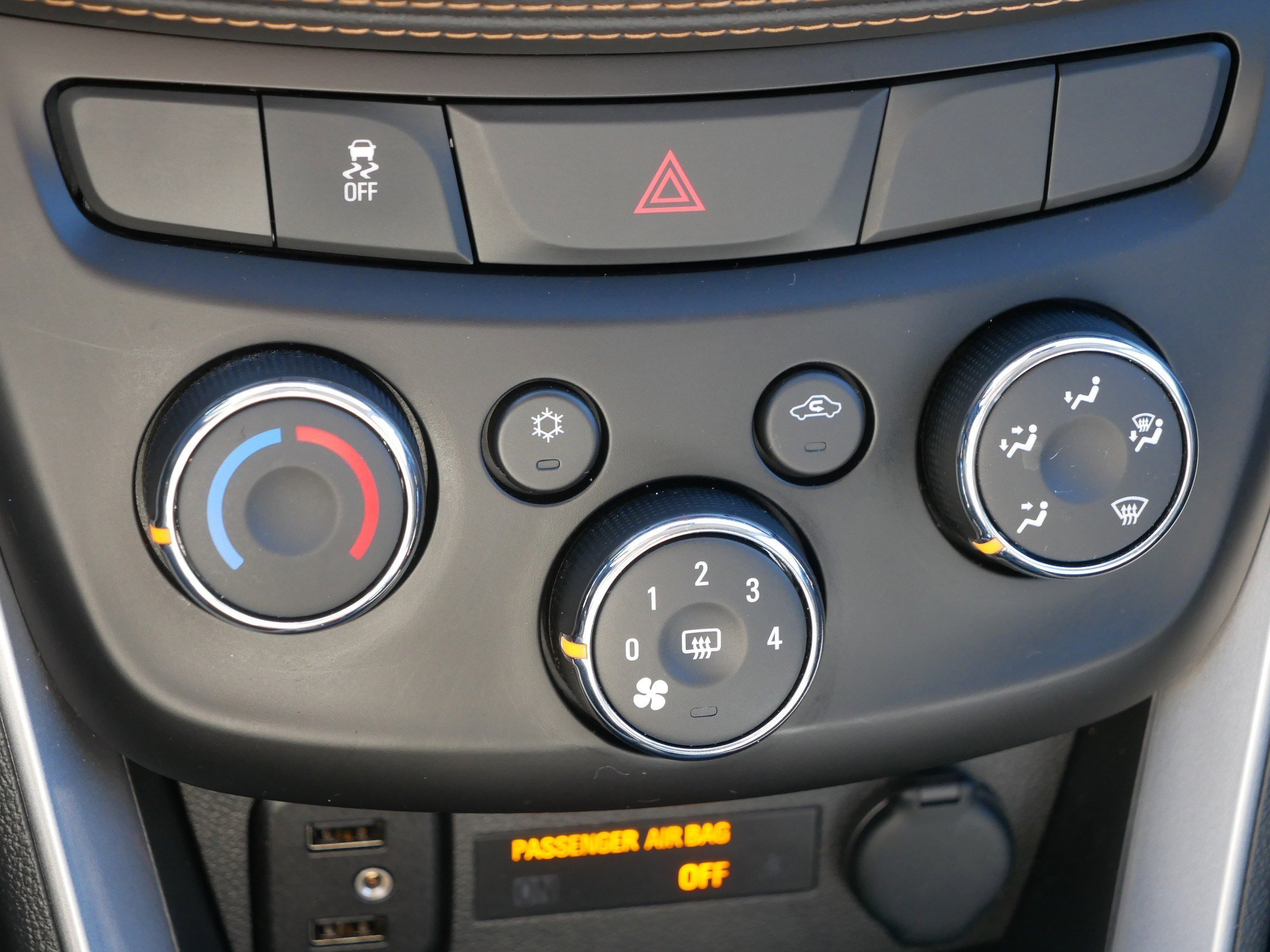 Used 2022 Shadow Gray Metallic Chevrolet LT image 23