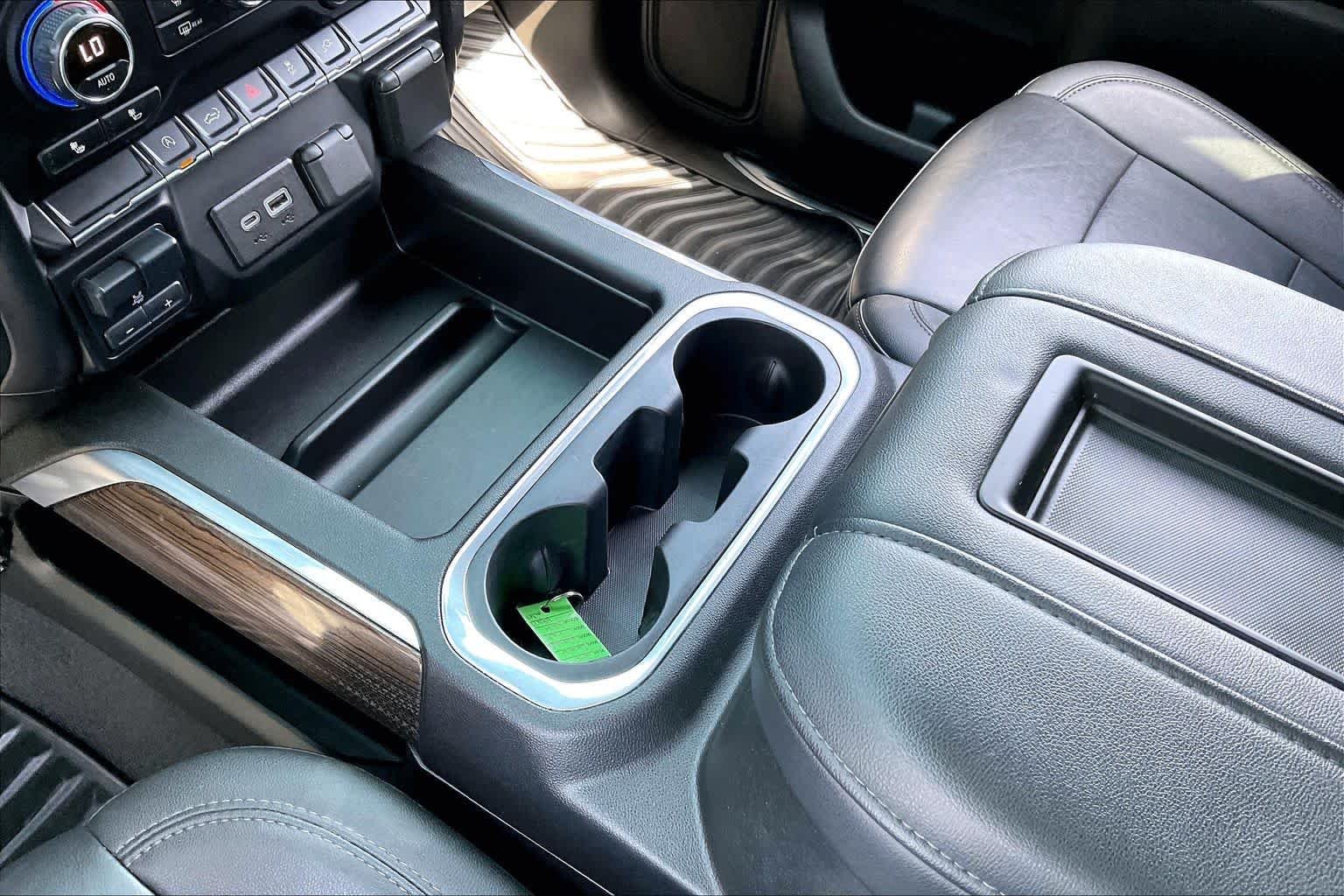 Used 2021 Summit White Chevrolet RST image 15