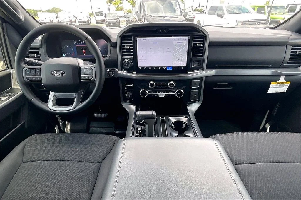 Used 2026 Gray Ford XLT image 7
