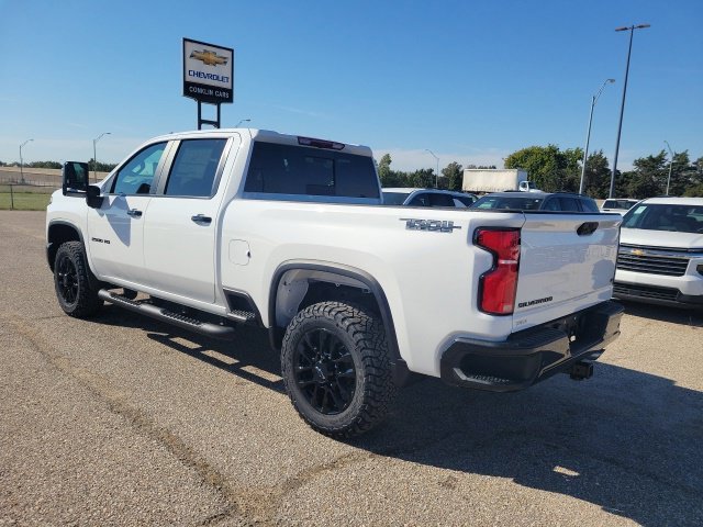 New 2026 Summit White Chevrolet LT image 32