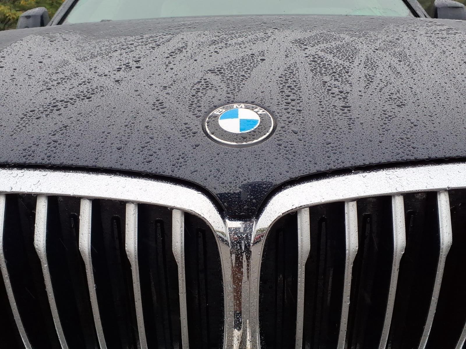 Used 2023 Carbon Black Metallic BMW xDrive40i image 11