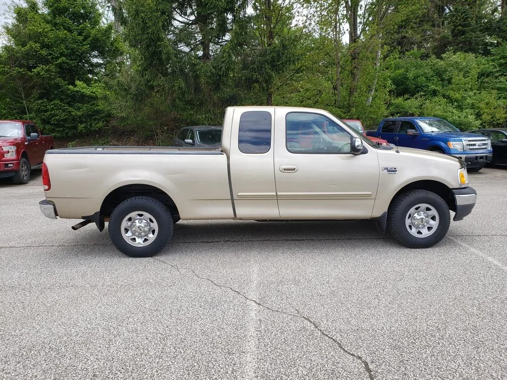 Used 2000 Ford F-150 XLT with VIN 1FTPX17L9YNB17431 for sale in Edinboro, PA