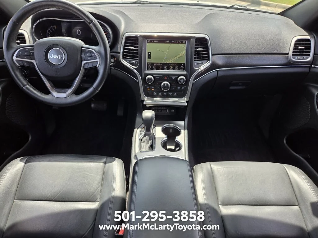 Used 2018 White Jeep Limited image 12