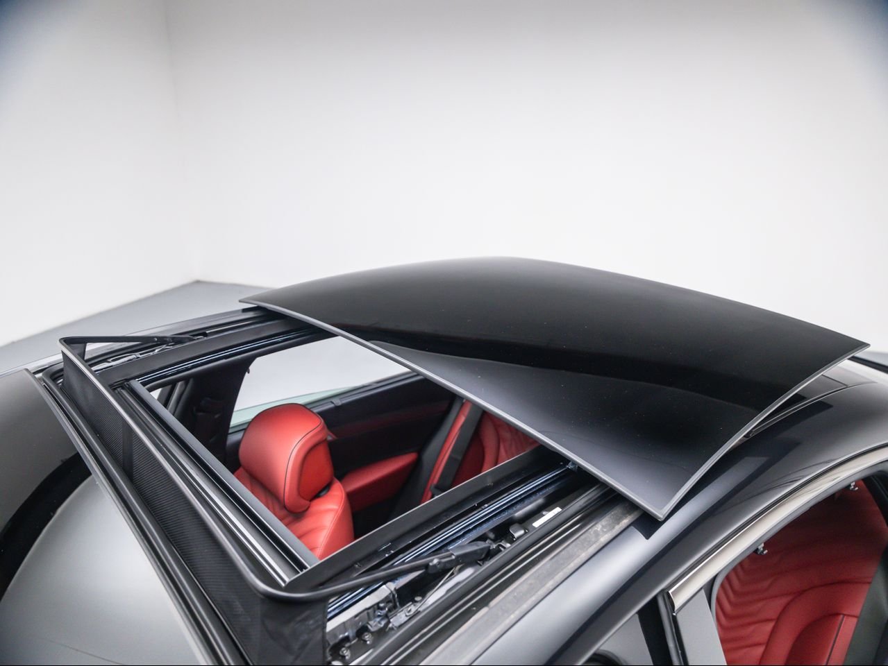 New 2026 Vik Black Genesis 2.5T SPORT PRESTIGE image 17