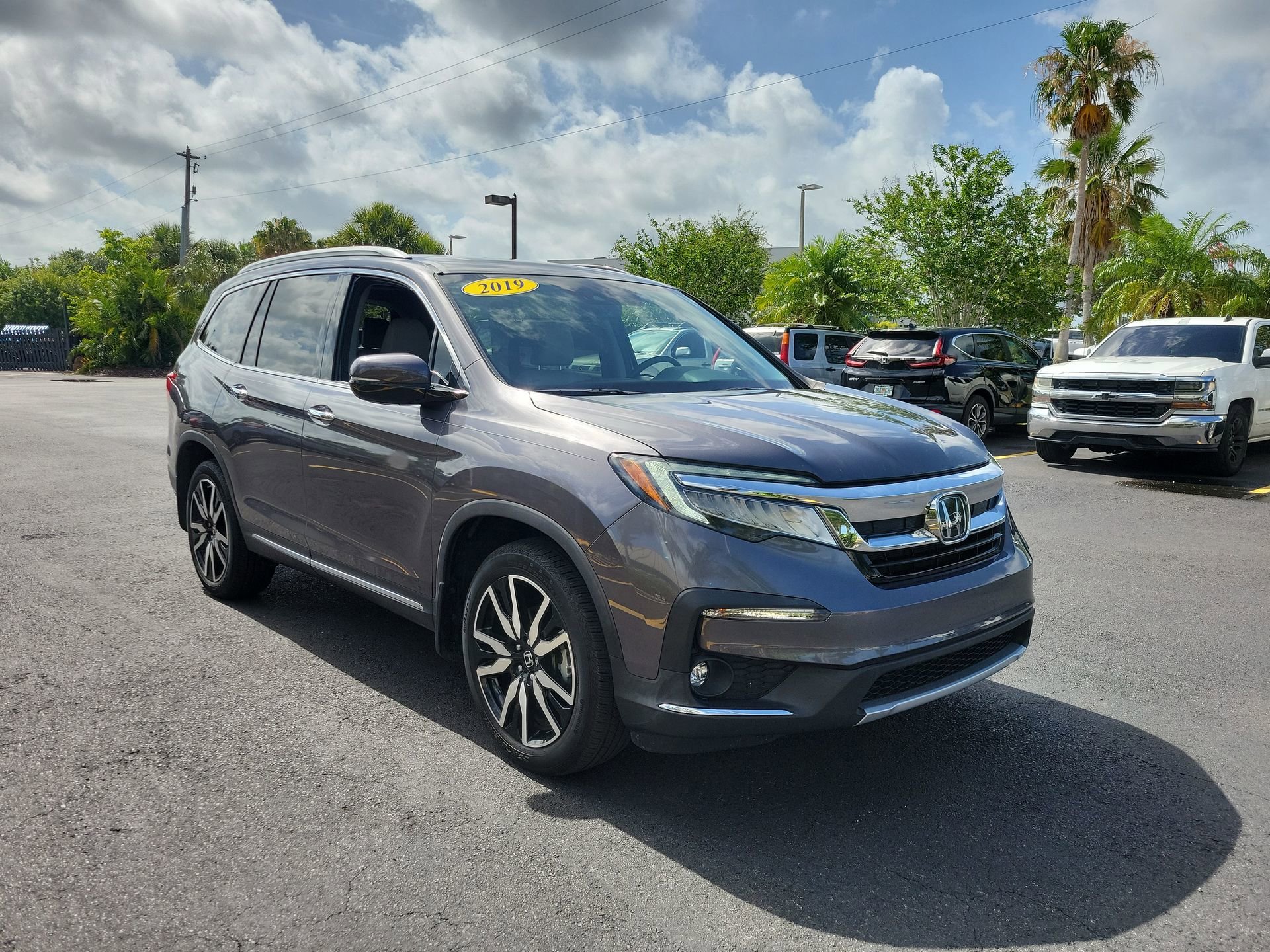 2019 Honda Pilot 4WD Elite's photo