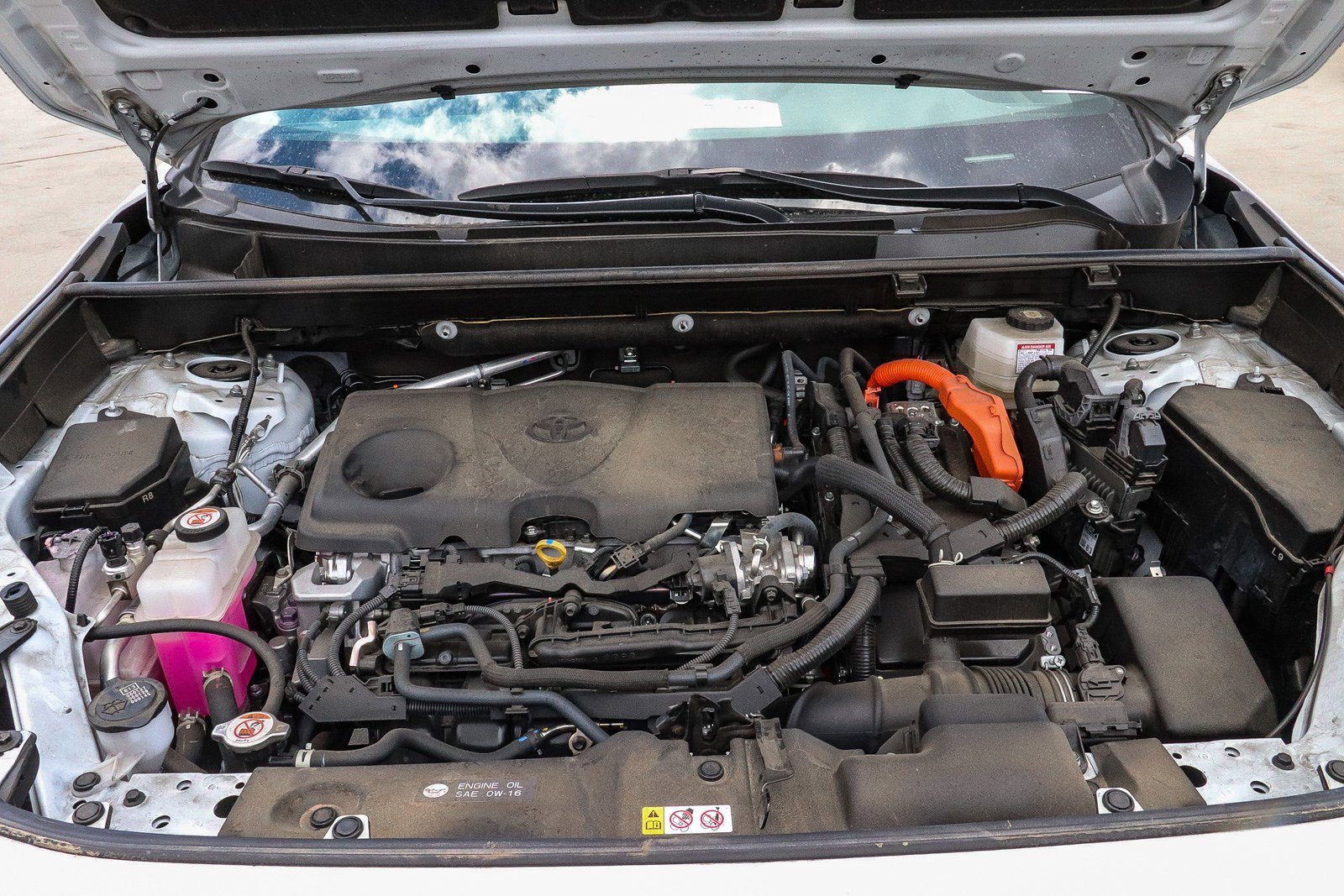 Used 2024 Wind Chill Pearl Toyota Hybrid SE image 26