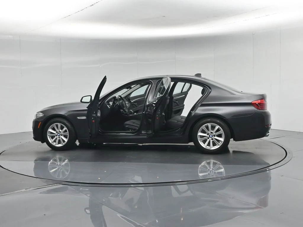 Used 2016 Gray BMW 528i image 37