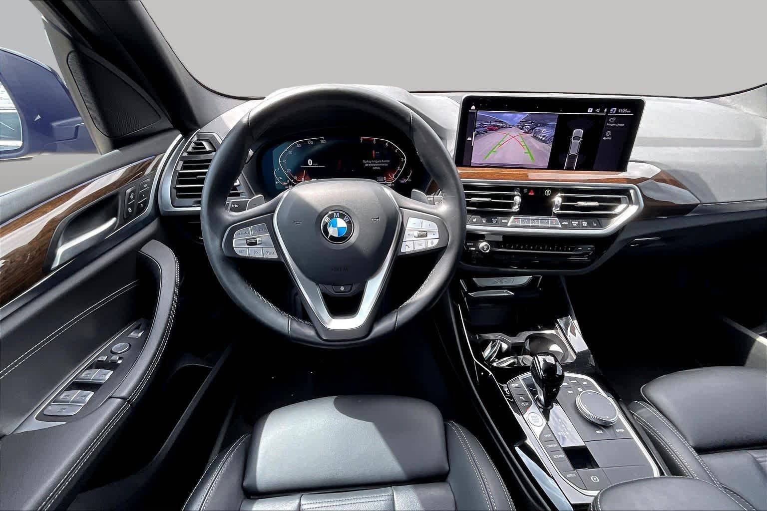 Used 2022 Black Sapphire Metallic BMW sDrive30i image 6
