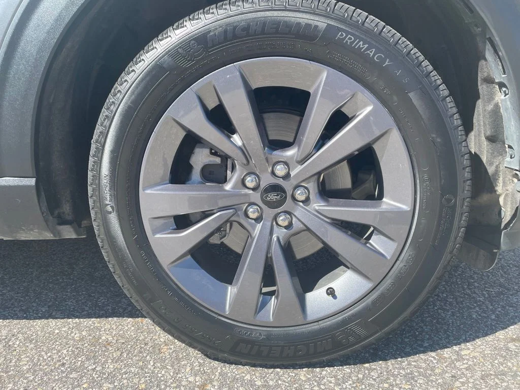 Certified Used 2026 Gray Ford Active image 5