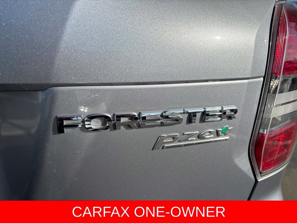 Used 2015 Silver Subaru 2.5i Limited image 20