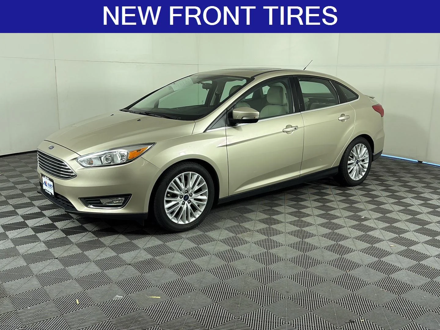 2018 Ford Focus Sedan Titanium's photo