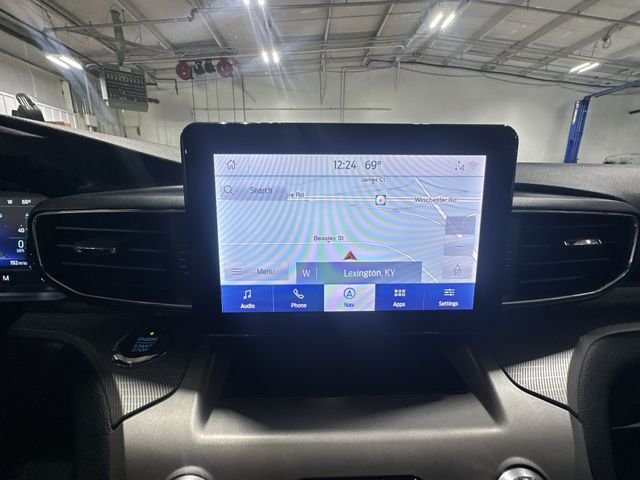 Used 2021 Blue Metallic Ford XLT image 24