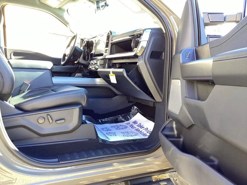 New 2027 Gray Ford Lariat image 20