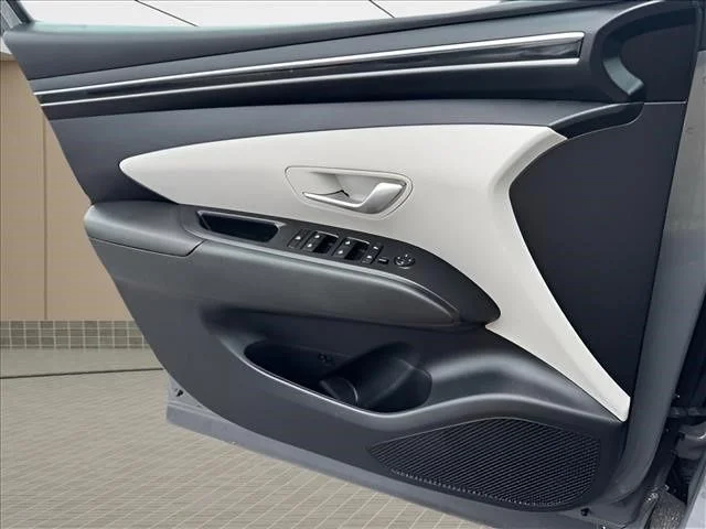 Used 2024 Gray Hyundai SEL image 21