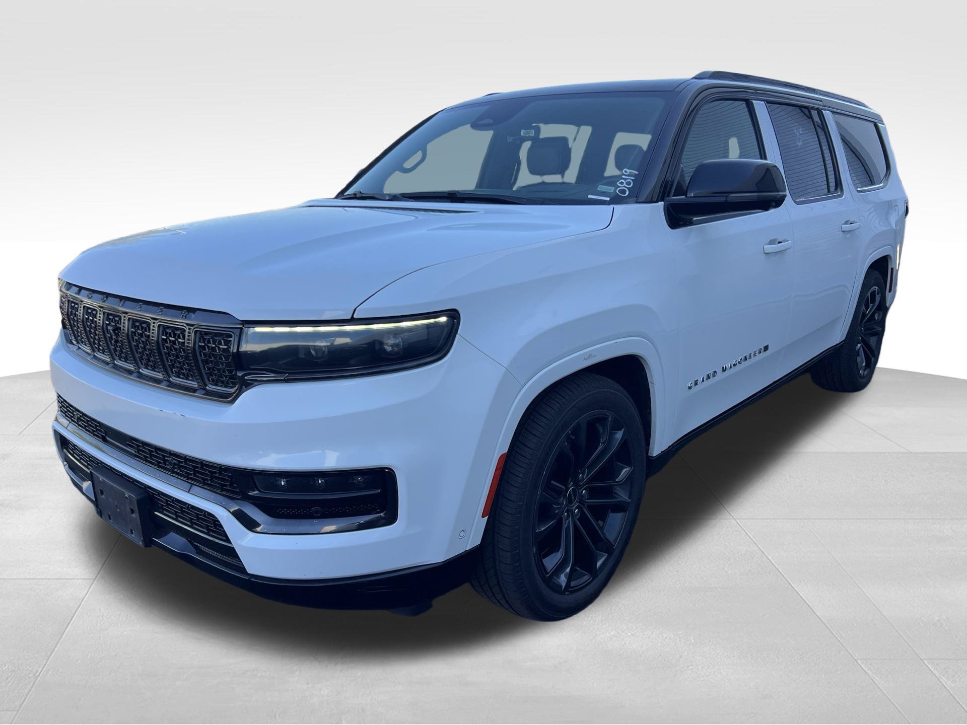Used 2024 White Jeep Series II image 9