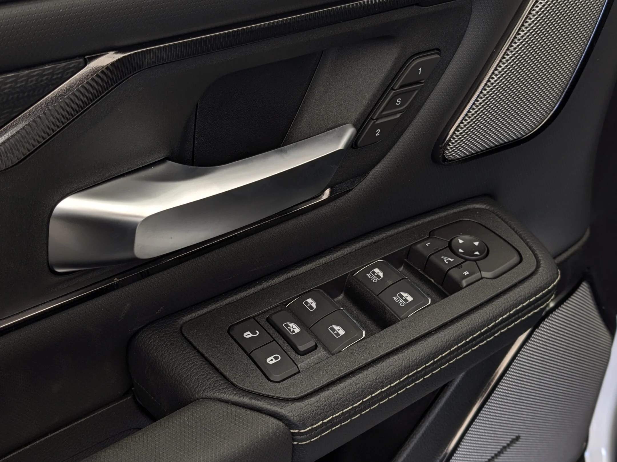 New 2026 White RAM Sport - - Night Edition - Level 1 Grp - Pano Sunroof - Harman/Kardon Audio & More! image 13