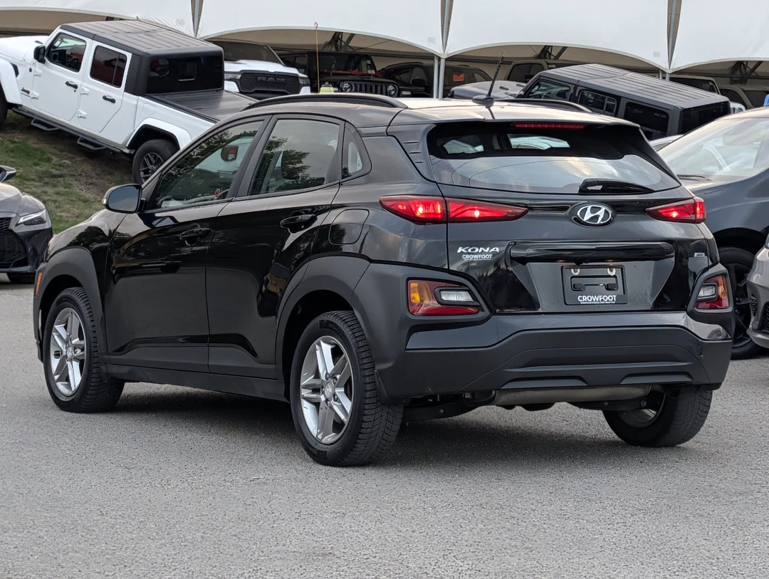 Used 2020 Black Hyundai Essential - - FWD - 2.0L 4-Cyl - Lane Keep Assist - Forward Collision Warning - Backup Cam & More! image 6