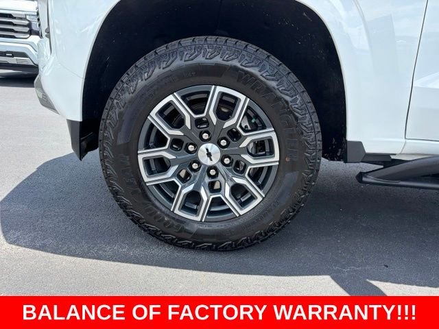 Used 2026 White Chevrolet Z71 image 9