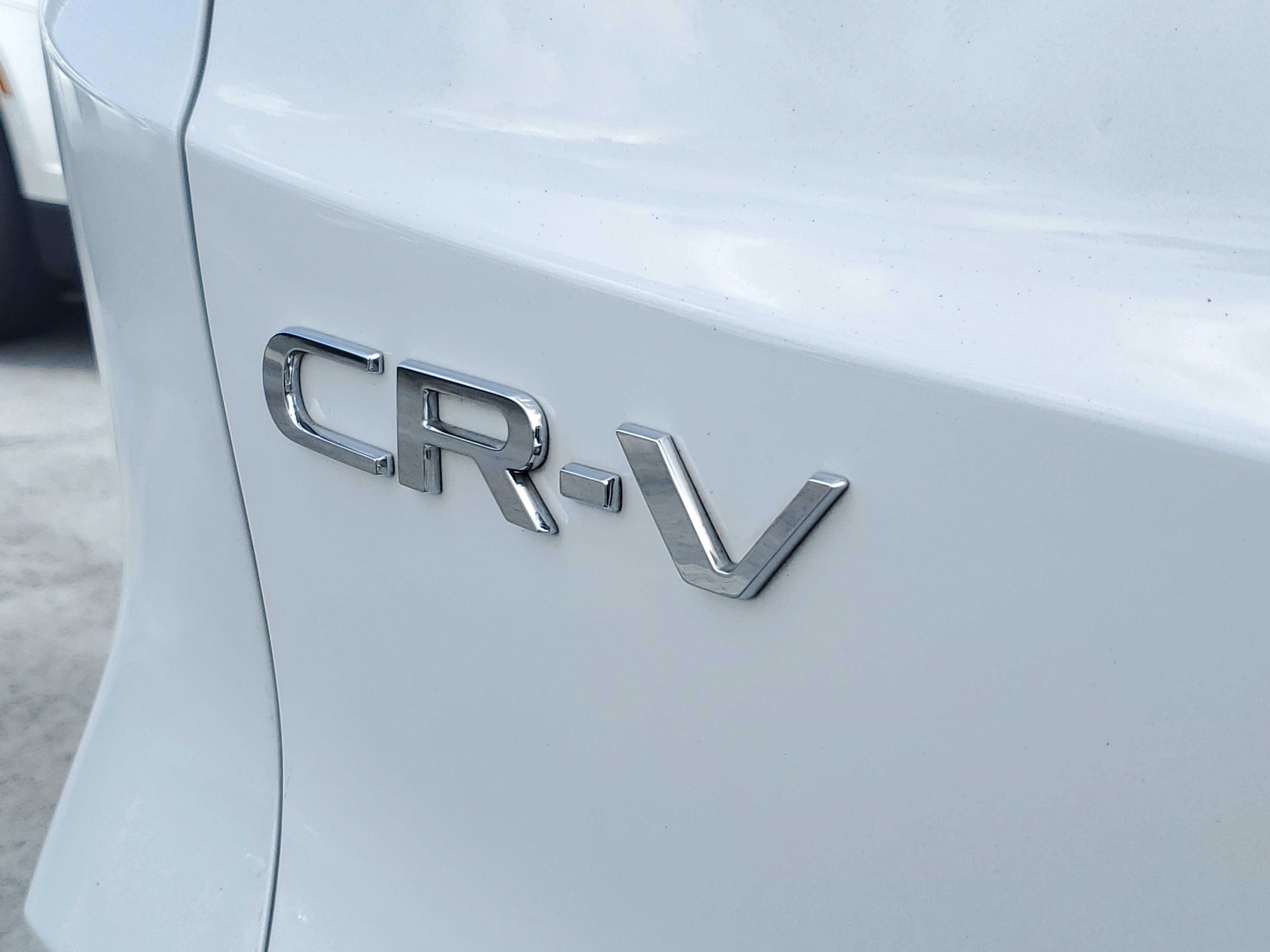 Used 2024 White Honda EX image 8