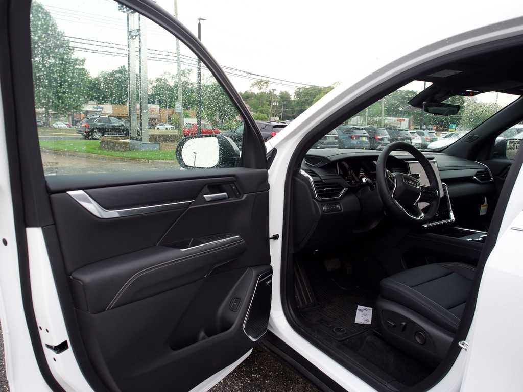 2026 GMC Acadia Elevation - Photo 9