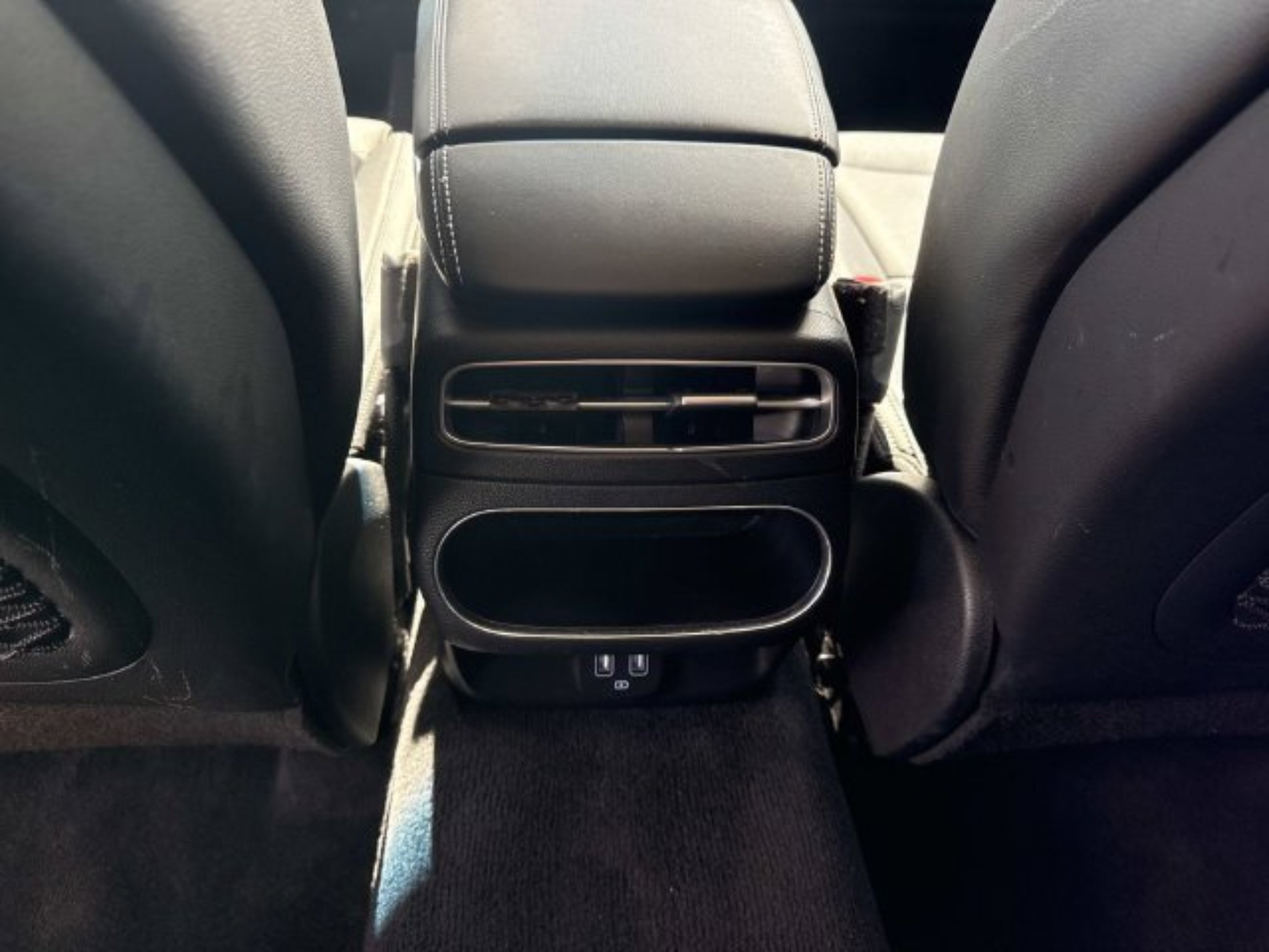 Used 2025 Savile Silver Genesis 2.5T image 13