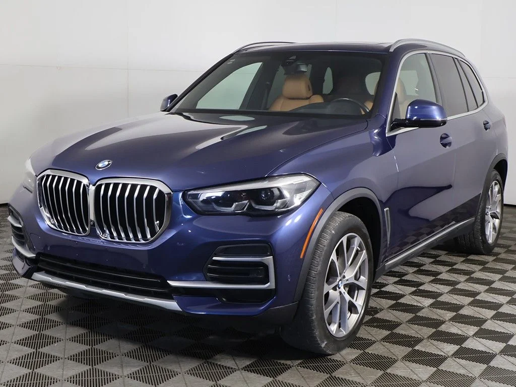 Used 2022 Blue BMW xDrive40i image 10