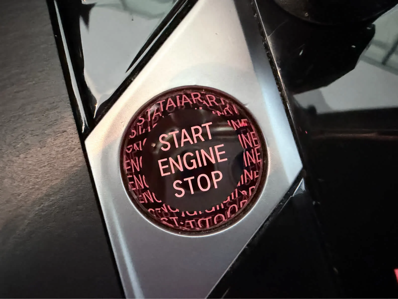 Used 2022  BMW sDrive40i image 19