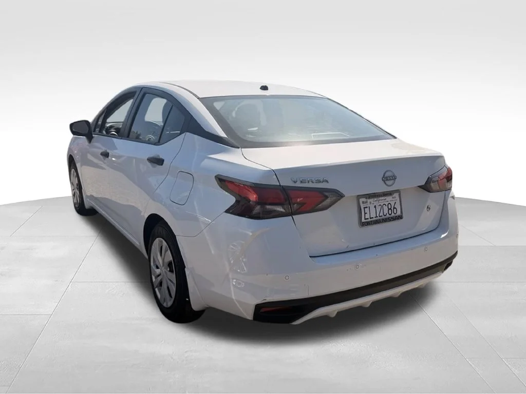 Used 2025 White Nissan 1.6 S image 3