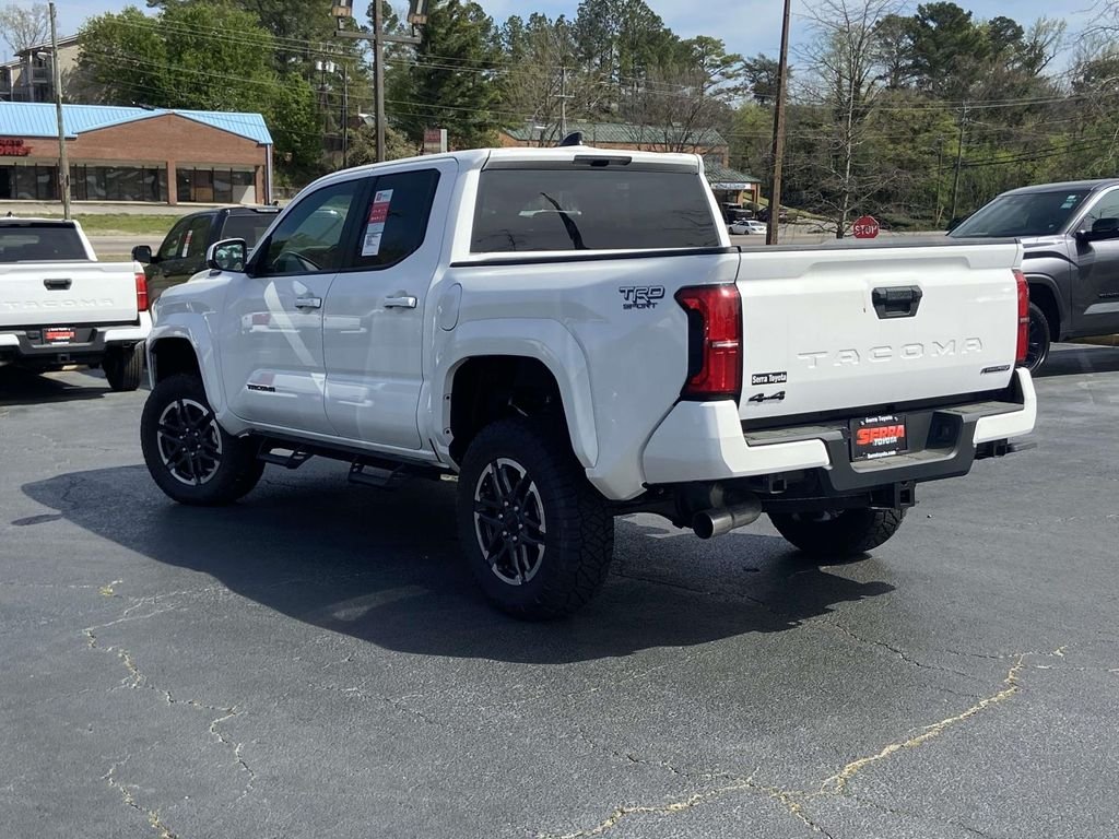 2025 Toyota Tacoma TRD Sport - Photo 4