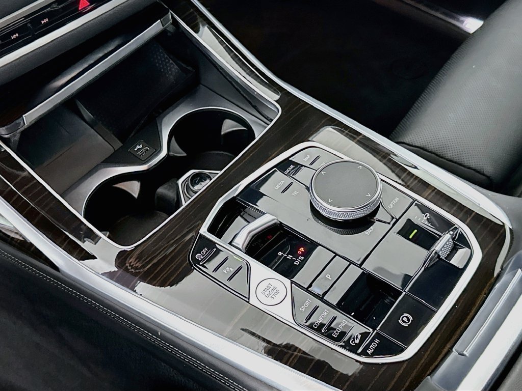 Used 2023 Skyscraper Grey Metallic BMW xDrive40i image 17
