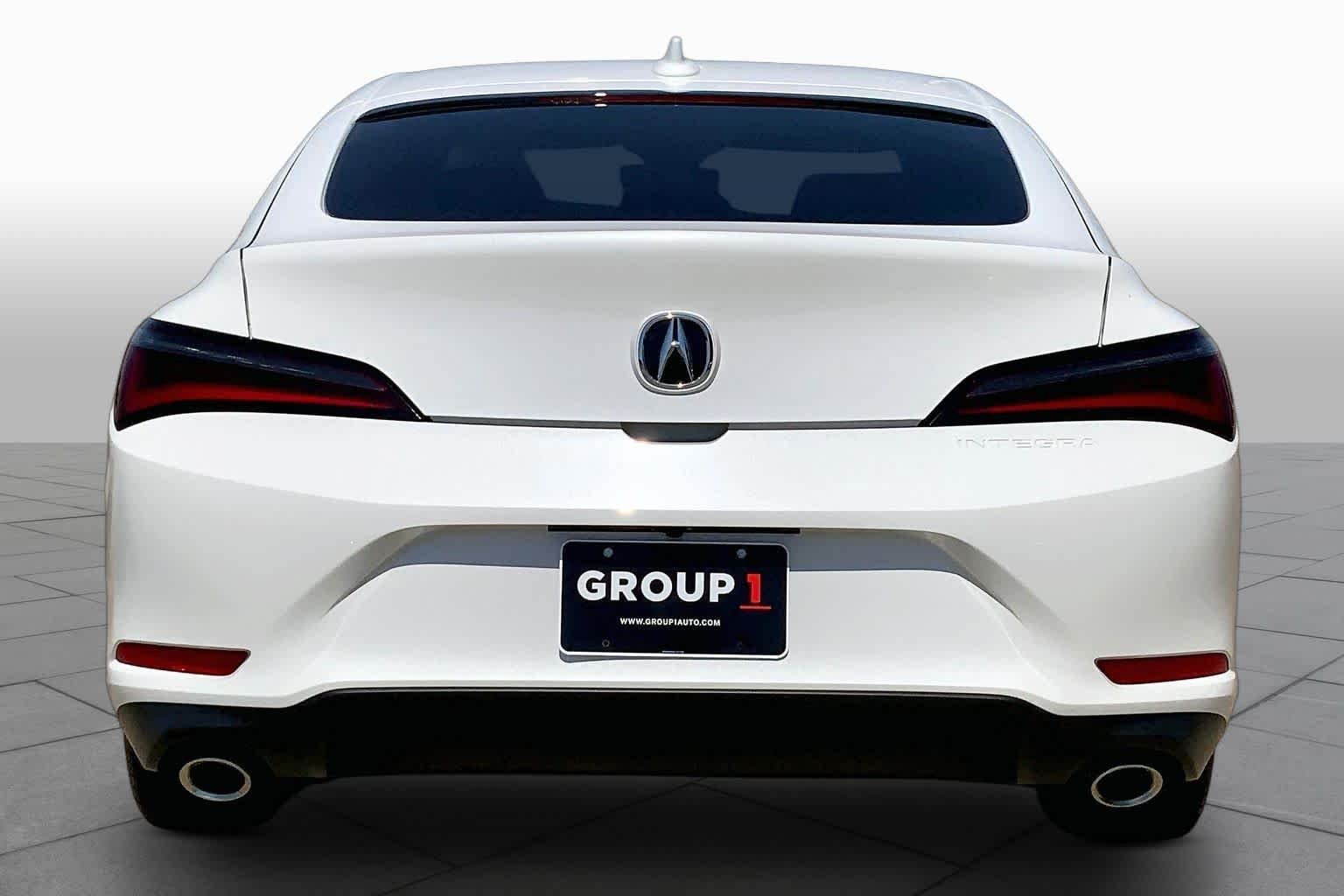 Used 2026 Platinum White Pearl Acura  image 5