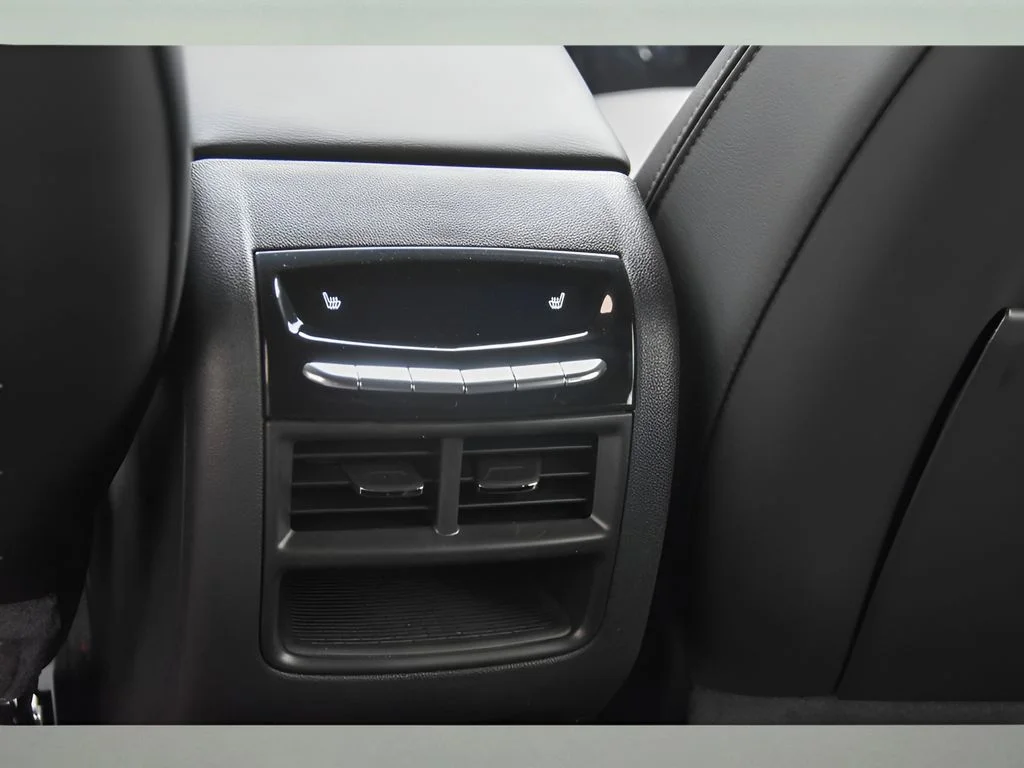 2025 Cadillac XT5 Premium Luxury - Photo 15