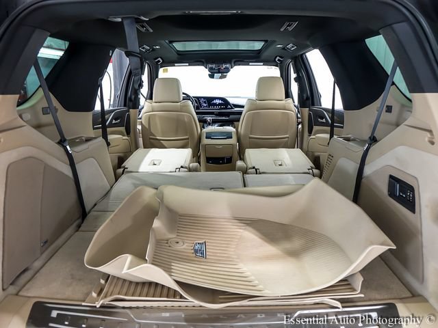 Certified Used 2022 Crystal White Tricoat Cadillac Premium Luxury image 26