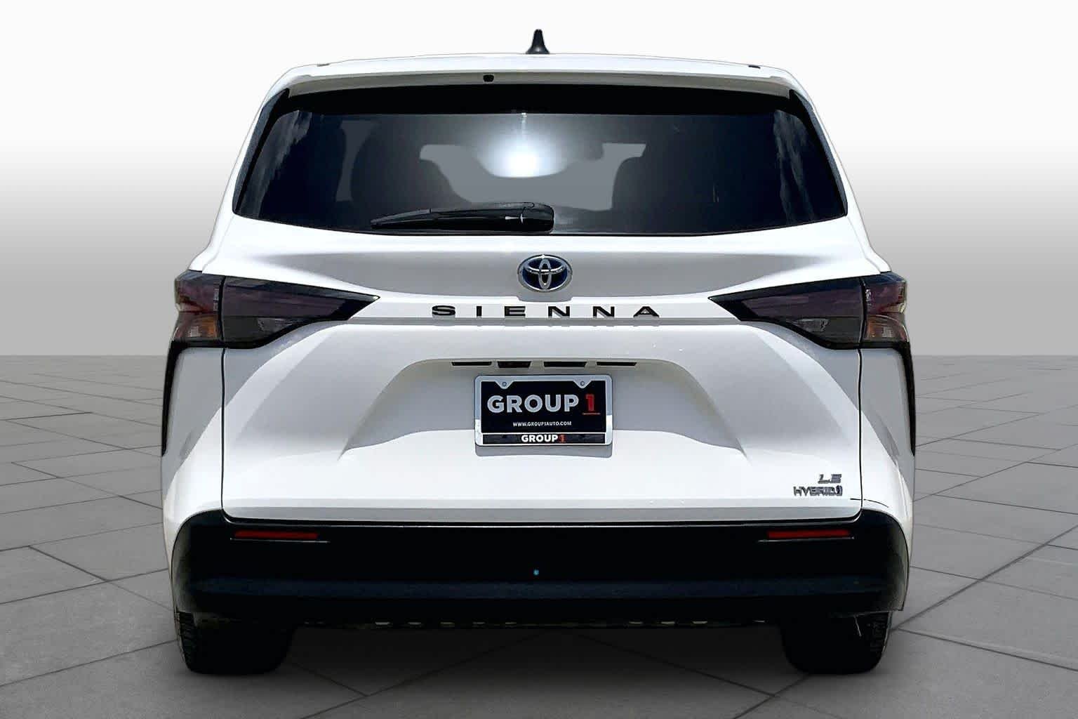 Used 2023 Ice Cap Toyota LE image 5