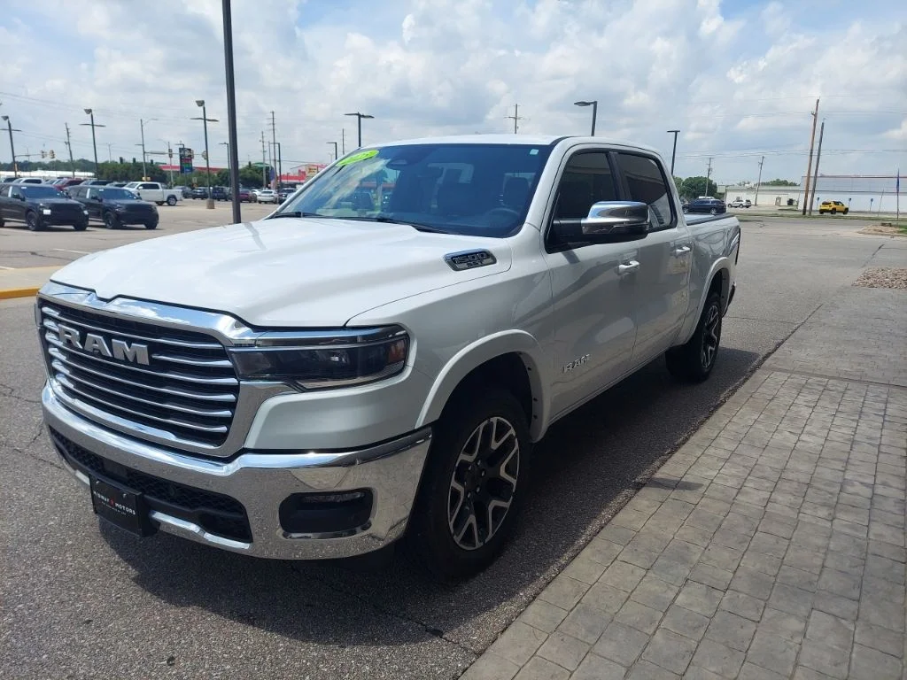Used 2025 White Ram Laramie image 3