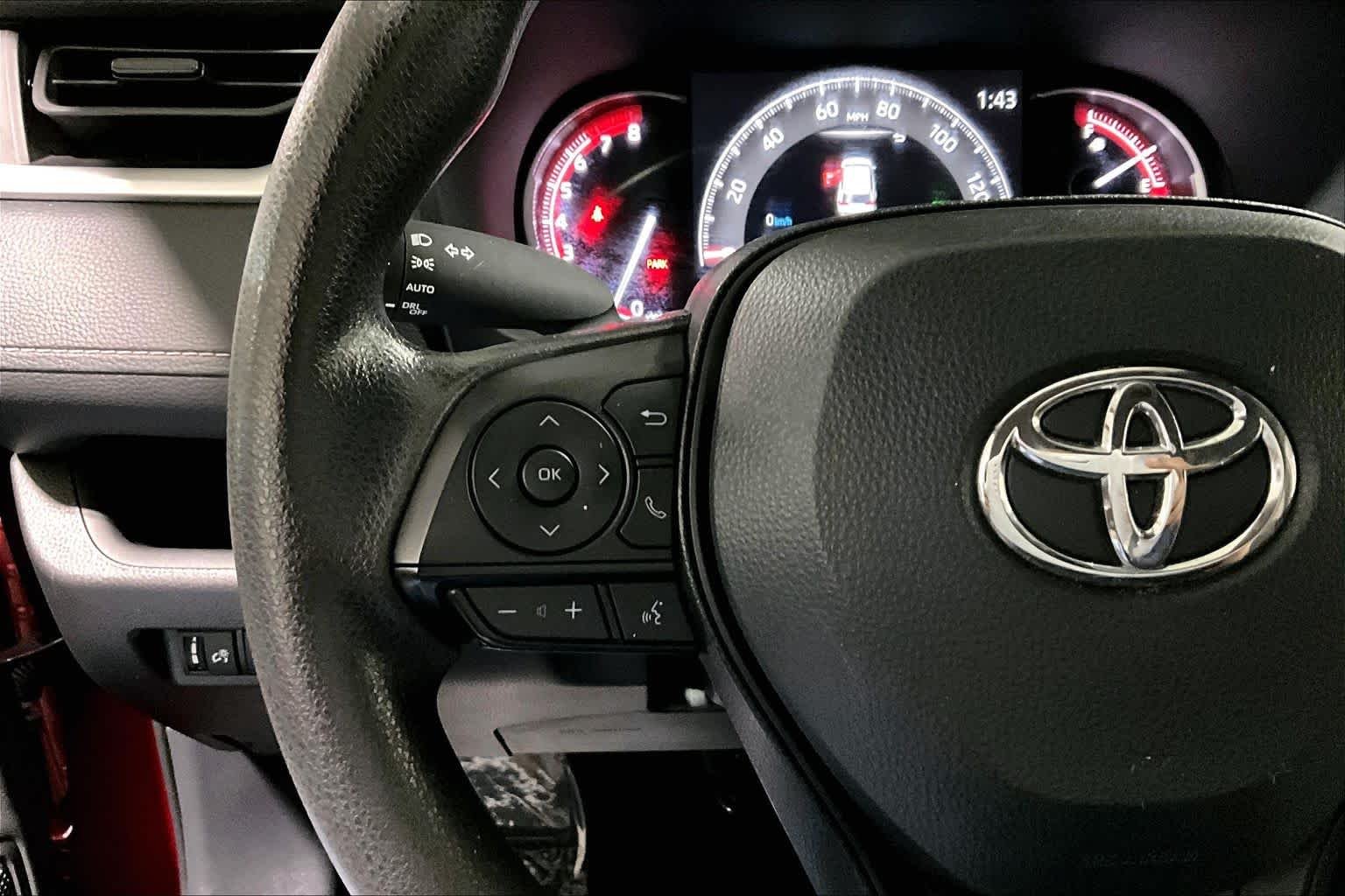 Used 2025 Ruby Flare Pearl Toyota XLE image 24
