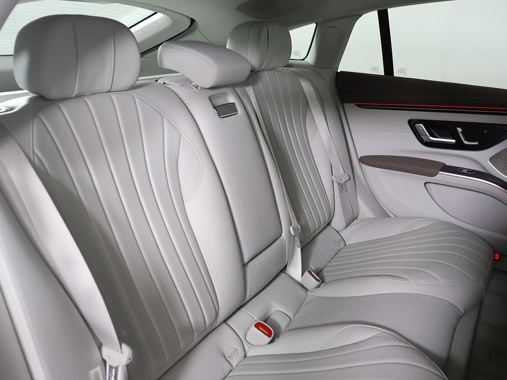 Used 2024 Blue Mercedes-Benz 450 image 35