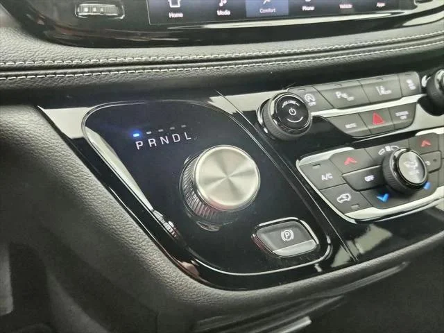 2026 Chrysler Pacifica Select - Photo 28
