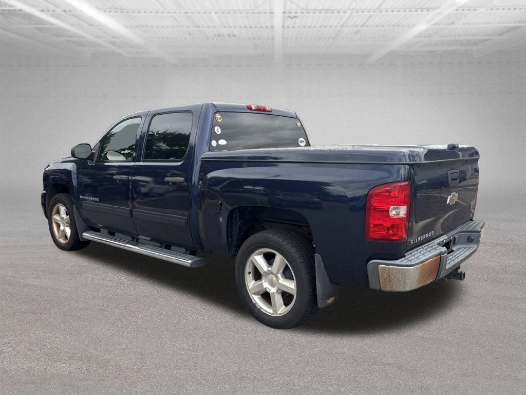 Used 2009 Blue Chevrolet LT image 7