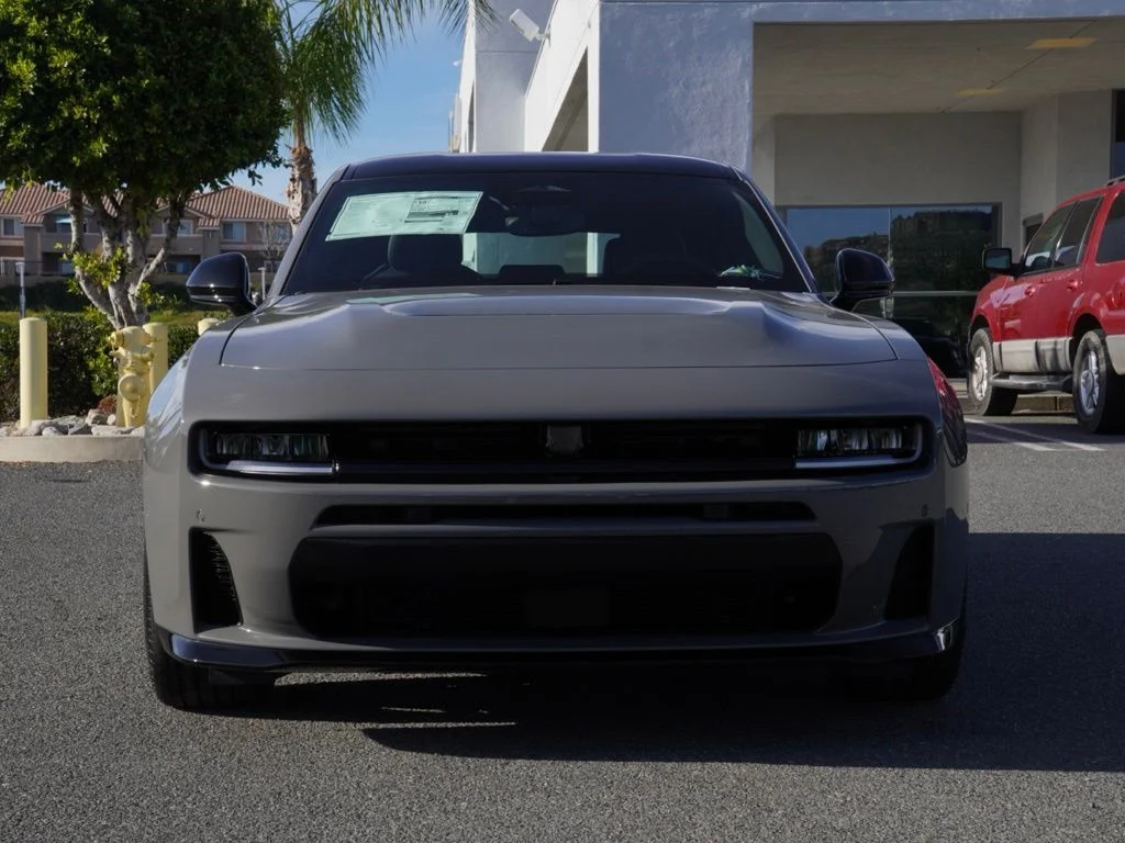 New 2026 Destroyer Gray Exterior Paint Dodge R/T Scat Pack image 8