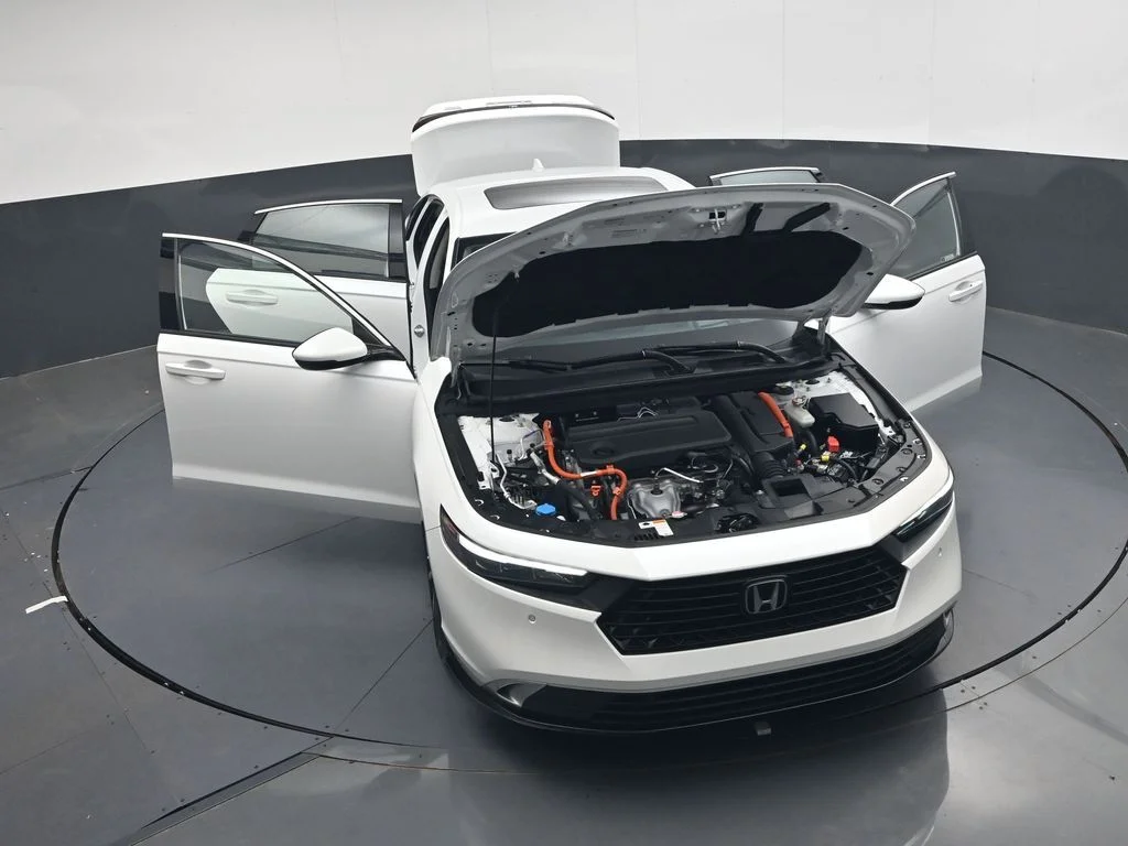 Used 2023  Honda Touring image 41