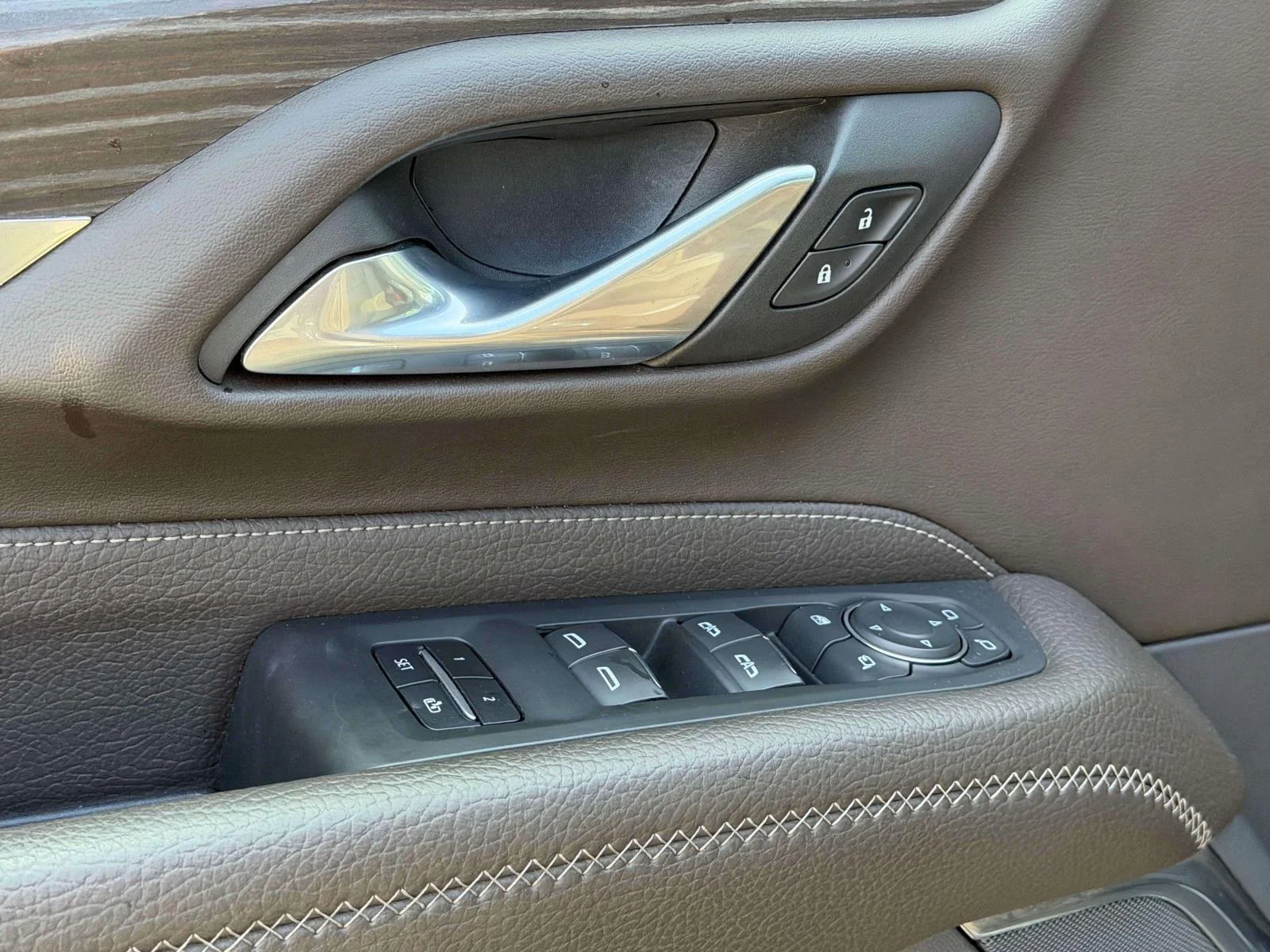 Used 2023 Midnight Blue Metallic GMC Denali image 29