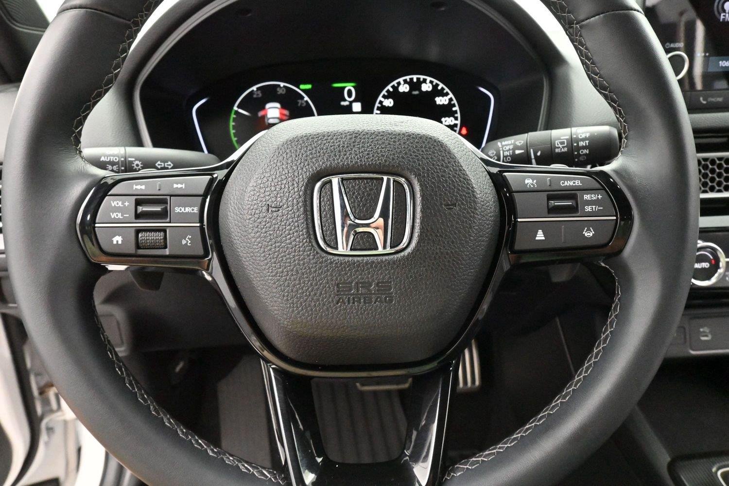 Used 2025 Platinum White Pearl Honda Sport image 16